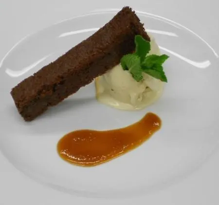 بيت ضيافة Cerna Louze