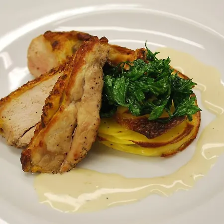 Cerna Louze بيت ضيافة Branžež